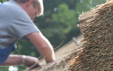 professional Cefn Cross thatchers